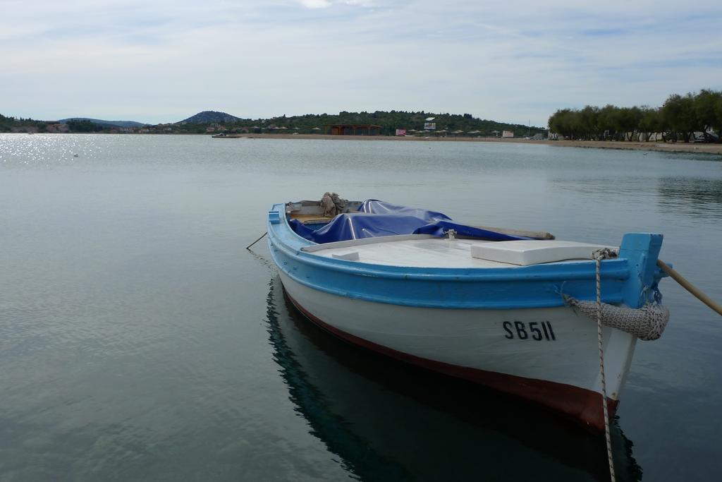 Apartments Vodice Srima Chambre photo